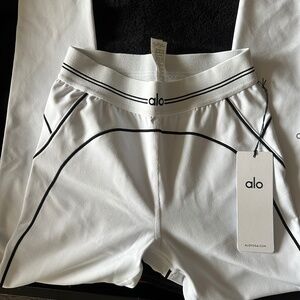 ALO Airbrush High-Waist Heart Throb Legging (Small)